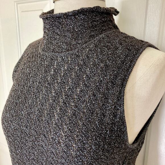 Black mock neck sleeveless Sweater by Dana Buchman black wool /rayon size Medium - Picture 4 of 6